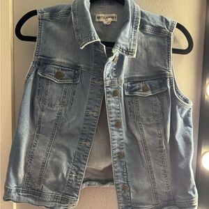 Artisan NY Light Blue Denim Vest